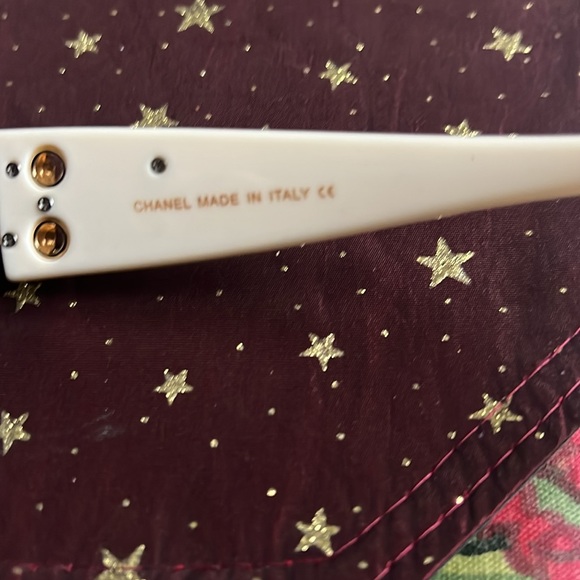 Chanel Black Sunglasses - Picture 8 of 10